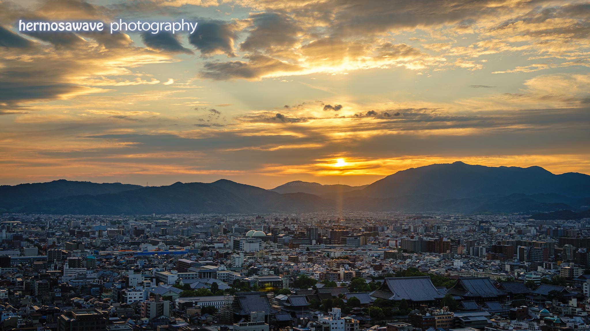 Sunset Over Kyoto・京都の夕日
