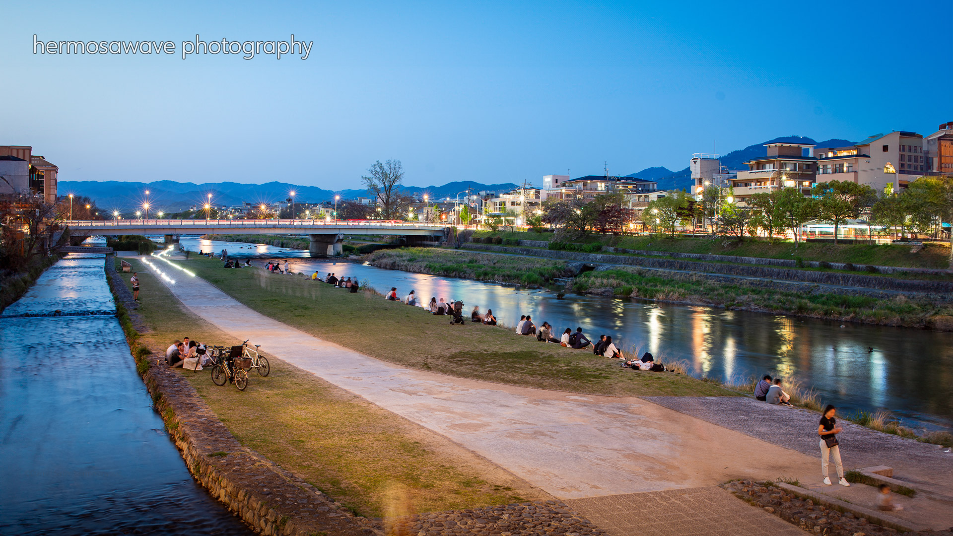 Kamogawa Evening・鴨川の夕方