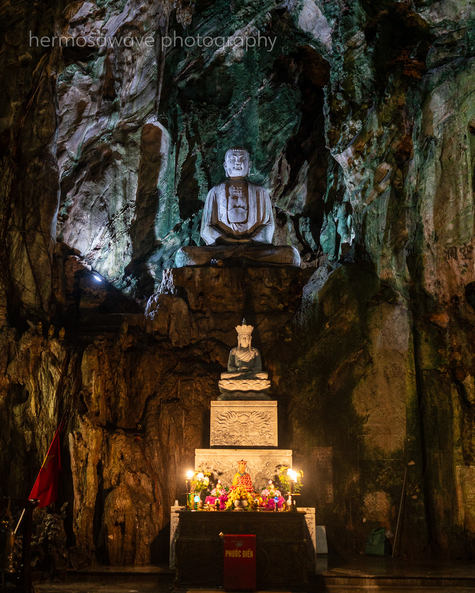 Huyen Khong Cave
