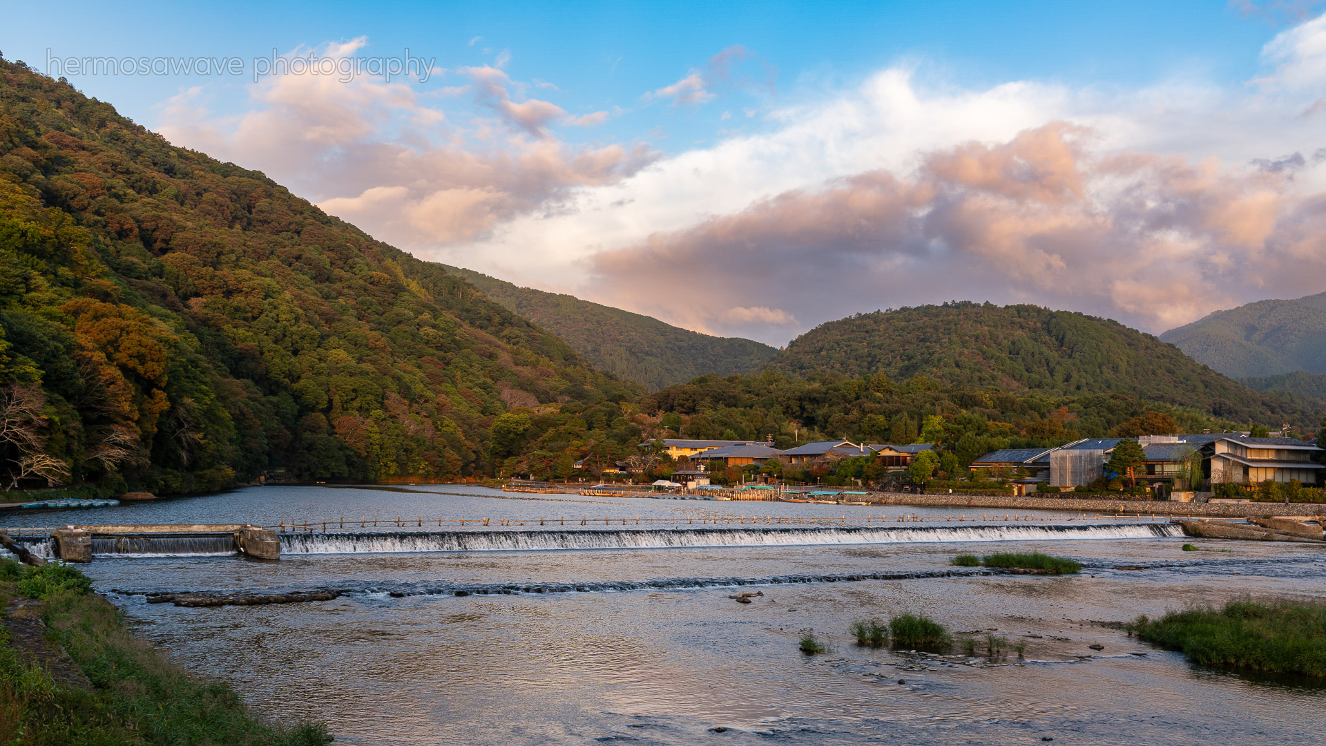 Morning on the Oi River・大堰川の朝